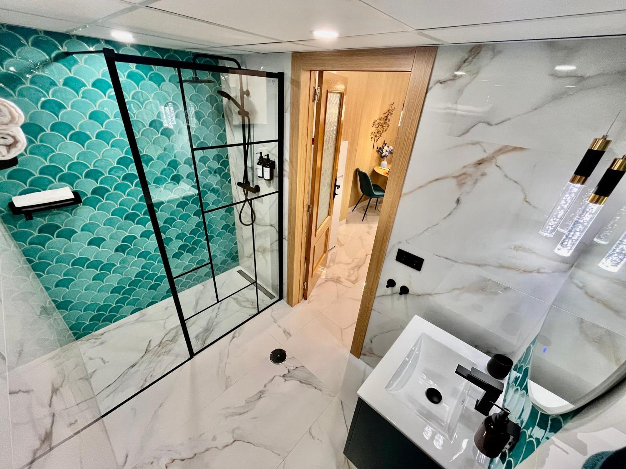 Elegante Apartamento Tres Colores Alicante Exteriér fotografie